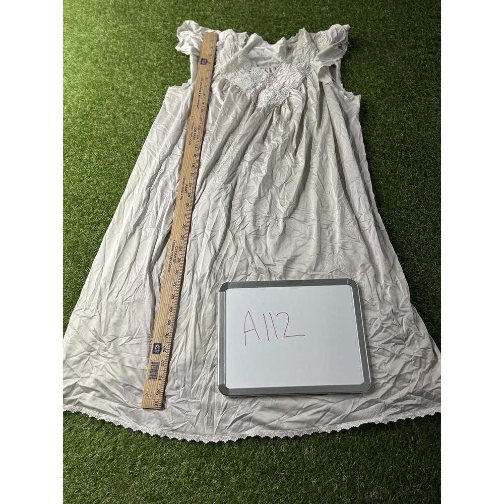 Vintage‎ Shadowline Medium Nightgown with Lace Detail